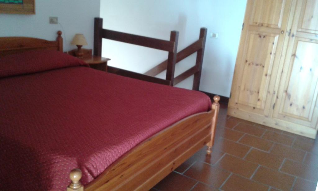 Cervinia Due Aparthotel เบรยล์-แชร์วิเนีย ห้อง รูปภาพ
