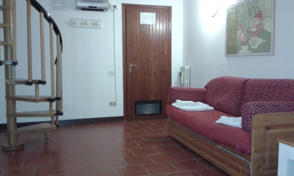 Cervinia Due Aparthotel เบรยล์-แชร์วิเนีย ห้อง รูปภาพ